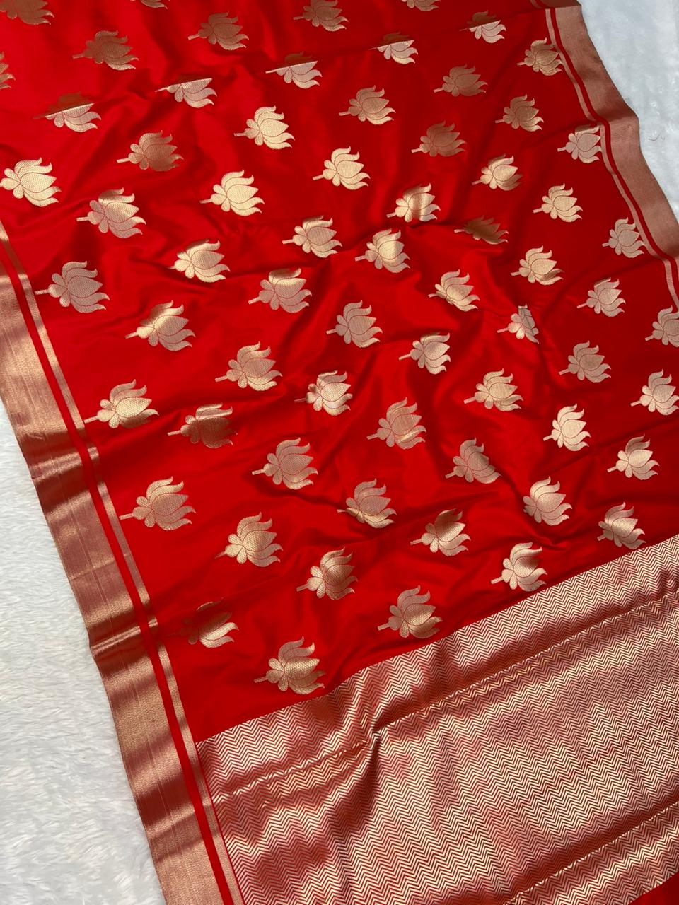 Banarasi katan soft silk saree With Blouse