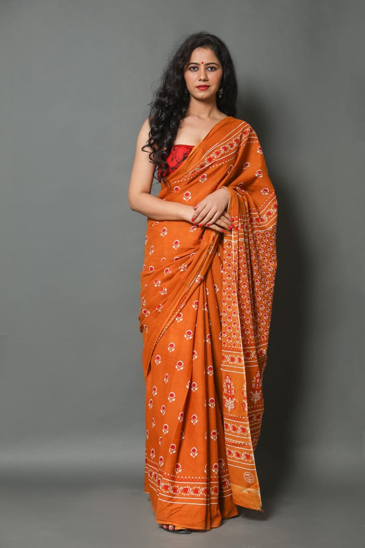 Pure Hand Printed Cotton Sarees With Blouse
