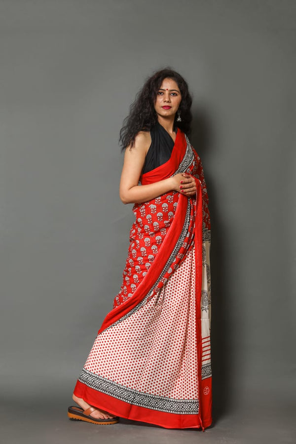 Pure Hand Printed Cotton Sarees With Blouse