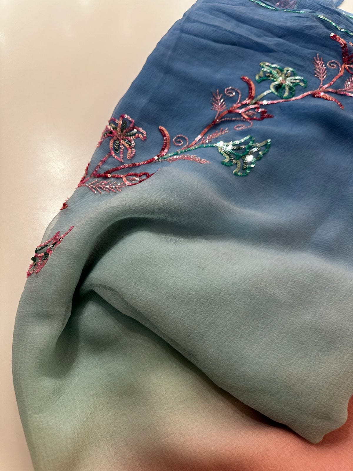 Pure Jaipuri Dimond Chiffon Sequence  Zari Work Saree With Running Blouse.
