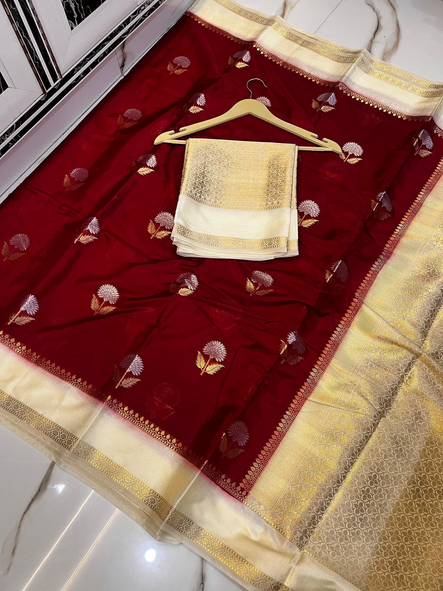 Banarasi Soft Silk Saree With Blouse