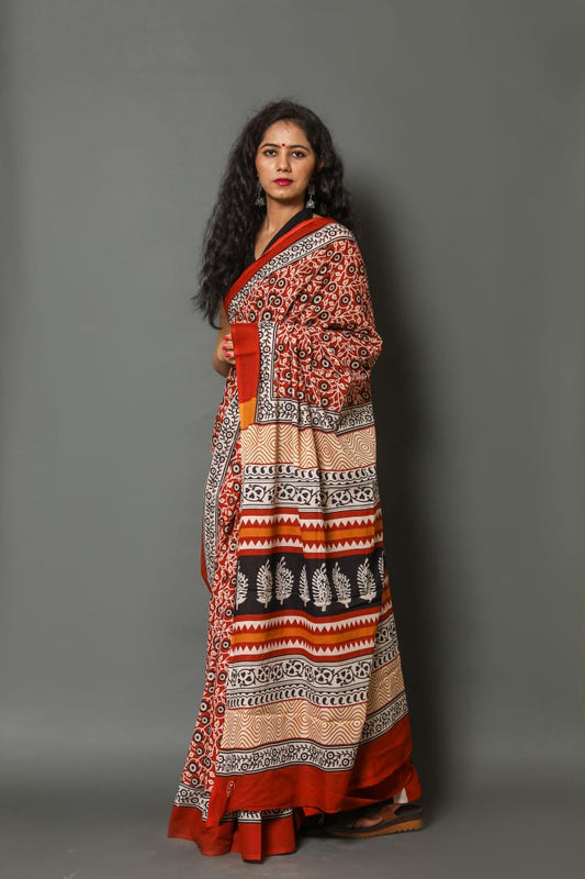 Pure Hand Printed Cotton Sarees With Blouse