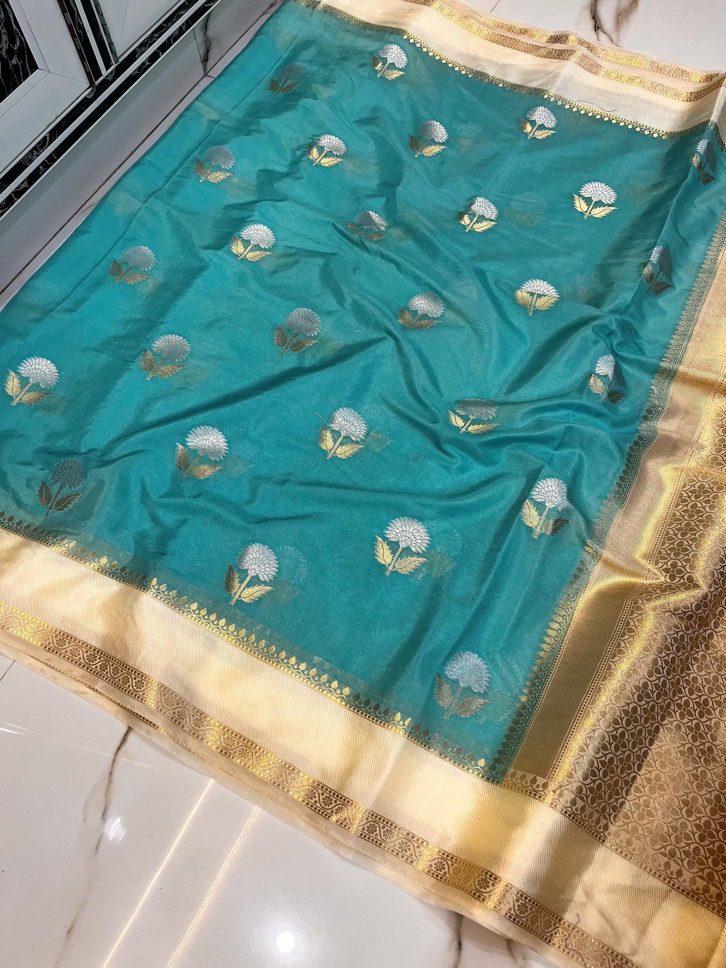 Banarasi Soft Silk Saree With Blouse