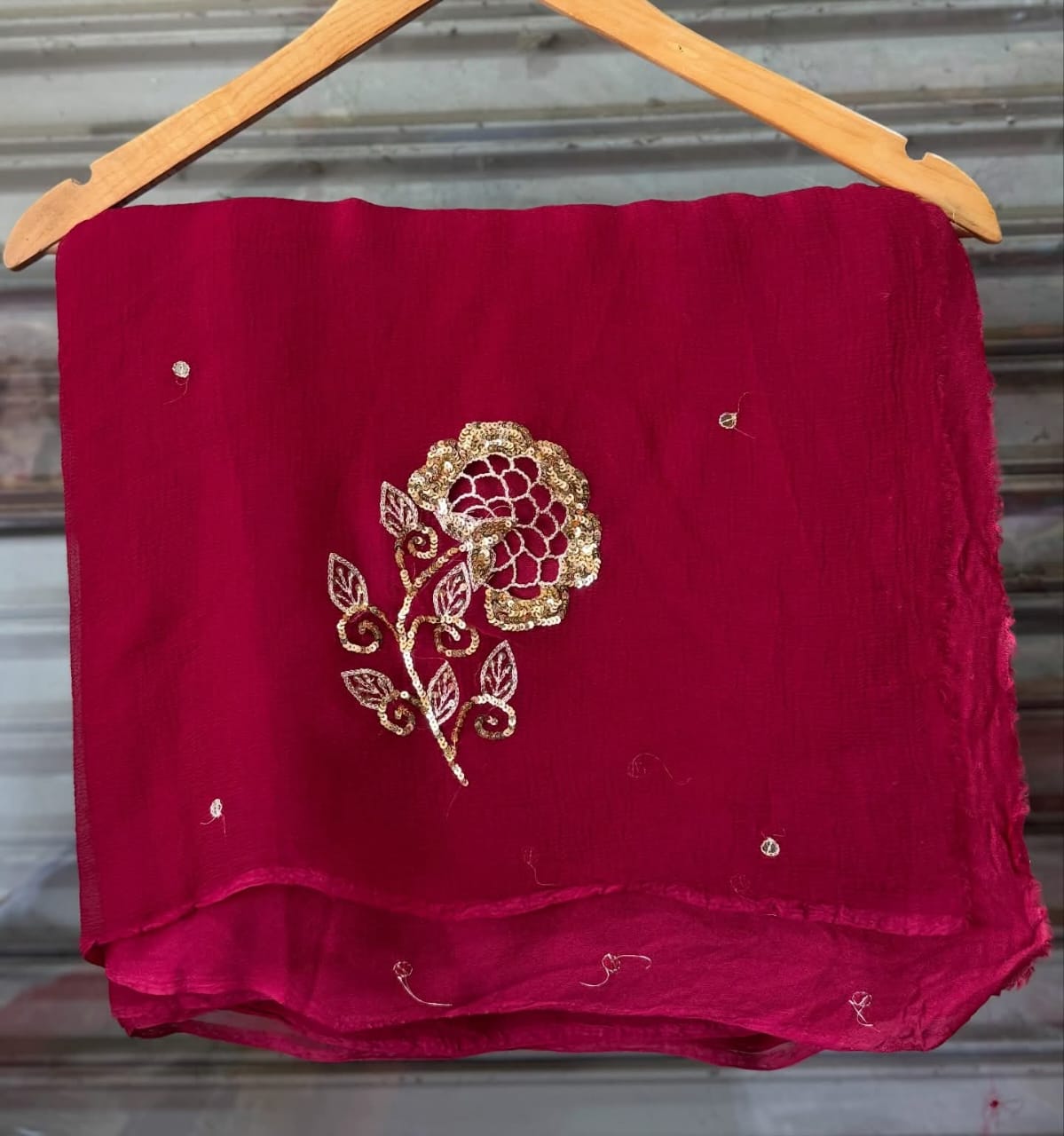 Pure Jaipuri Dimond Chiffon Sequence  Zari Work Saree With Running Blouse.( 13 Buti)