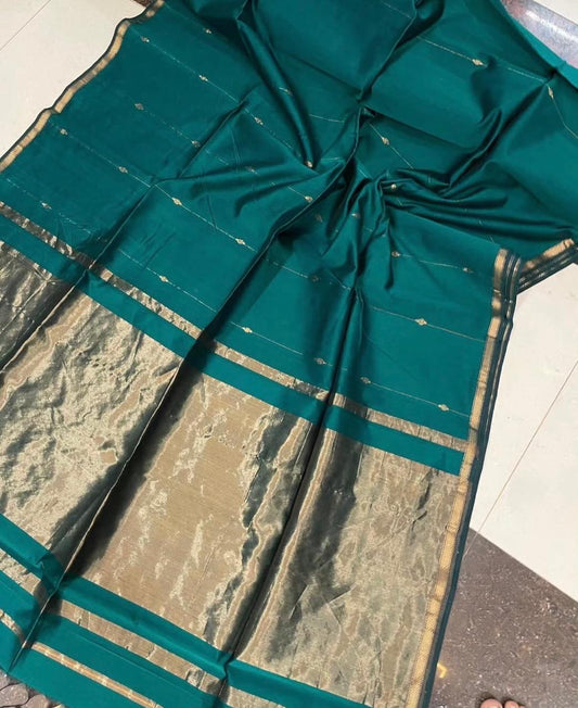 Handloom Maheshwari Silk Saree With Golden Zari Work