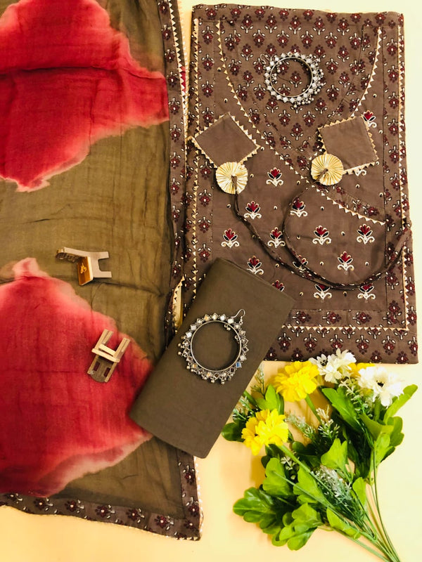 Pure Cotton Angarakha Pattern Unstitched Suit With Chiffon Dupatta.