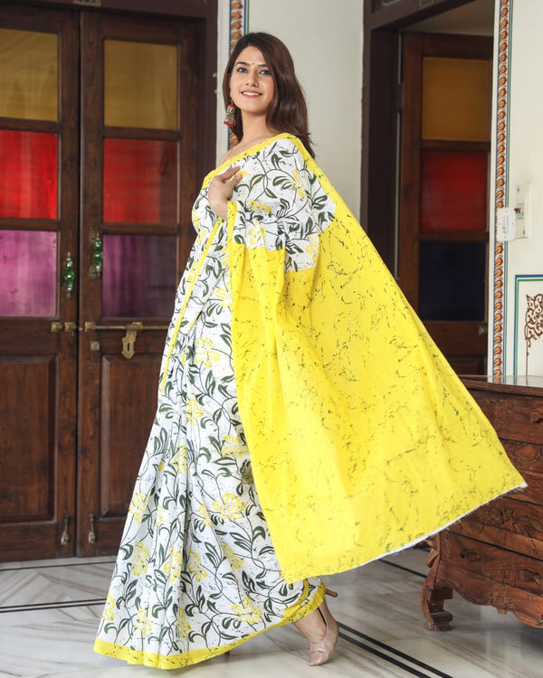 Pure Hand Printed Cotton Sarees With Blouse